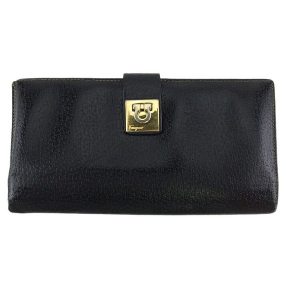 Authenticity guaranteed  USED Salvatore Ferragamo Long Wallet Ganchini Leather - Picture 1 of 11
